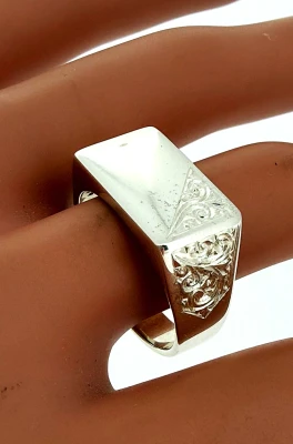 Sterling Silver Hand Engraved Rectangular Signet Ring 9.3g