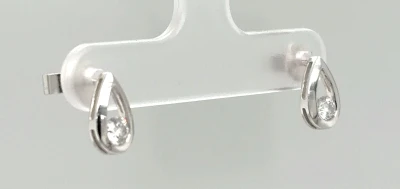 0.25ct Diamond & 18ct White Gold Pear Shape Stud Earrings 1.6g