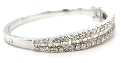 5.22ct Diamond & 9ct White Gold Bangle 19.8g 7.5inch