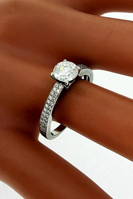 1.00ct Diamond & 18ct White Gold Solitaire Ring 2.7g