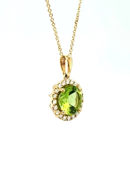 1.99ct Peridot & 0.16ct Diamond Pendant - 9ct Gold 16/18Inch 2.66g