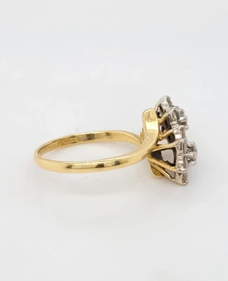 0.75ct Double Diamond Daisy Solitaire & 18ct Gold Ring 3.8g