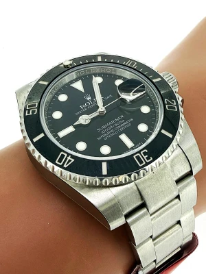 Rolex 40mm Submariner Date - Stainless Steel 2016 Box & Papers Model: 116610LN