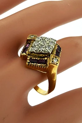 0.80ct Ruby & 0.30ct Diamond Art Deco Style Dress Ring -18ct Gold 7.3g