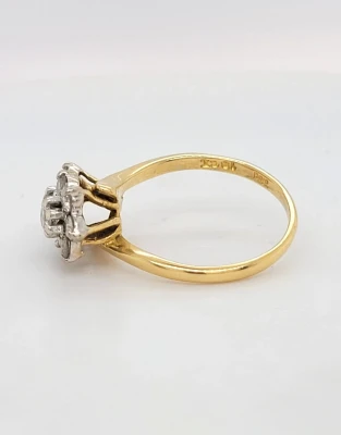 0.75ct Double Diamond Daisy Solitaire & 18ct Gold Ring 3.8g